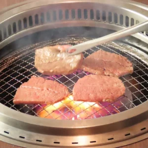 虹 焼肉