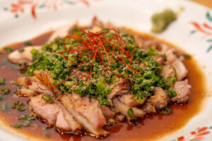 お晩菜と炭火焼きみかん名古屋コーチンのたたき