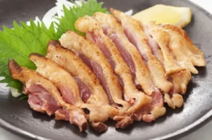 餃子酒場ちゃおまる黒さつま鶏のたたき