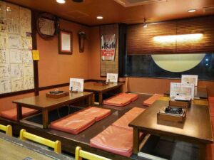 飛騨・鶏ちゃん とり屋店内